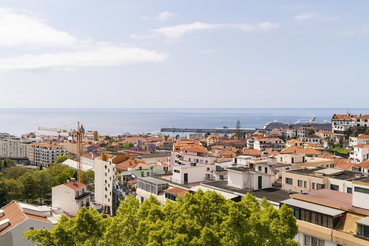 Quinta Deao I By An Island Apart Funchal  Bagian luar foto
