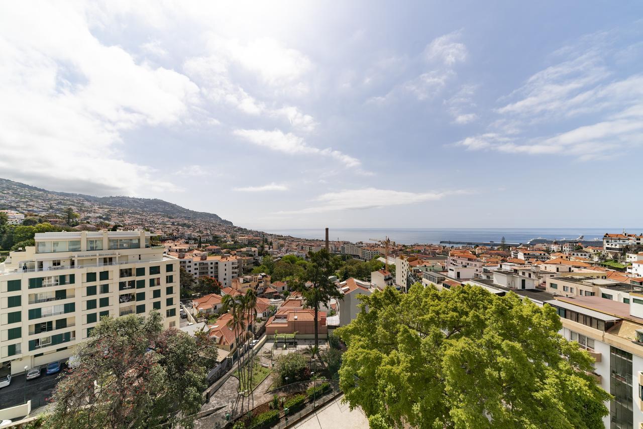Quinta Deao I By An Island Apart Funchal  Bagian luar foto
